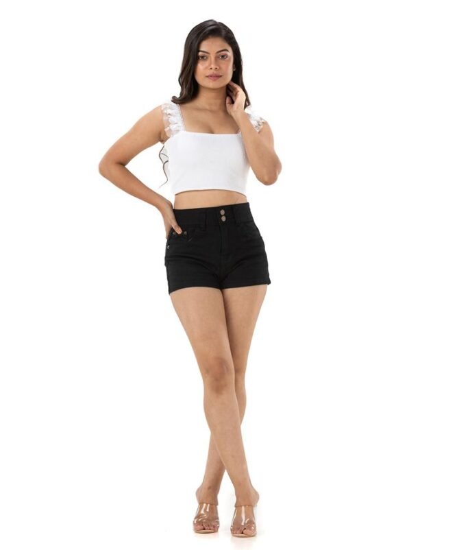 Pearl & Pretty Crop Top