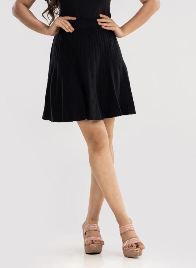 Pleated Knitted Skirt