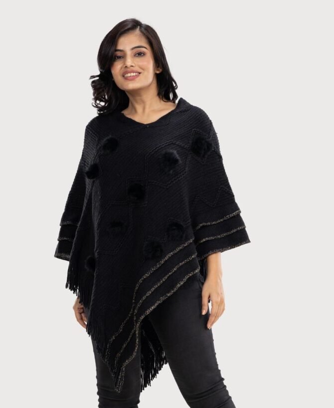 Pom Pom Poncho