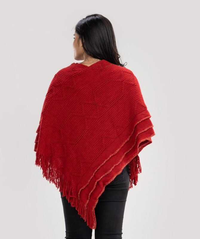 Pom Pom Poncho