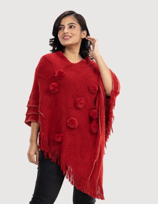 Pom Pom Poncho